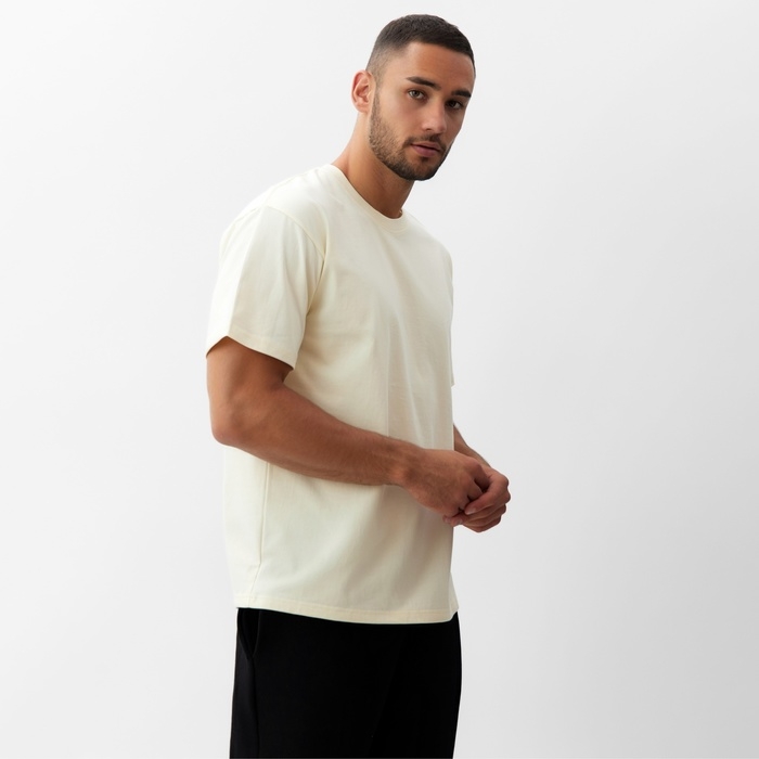 Футболка мужская MINAKU, цвет молочный, размер 42-44