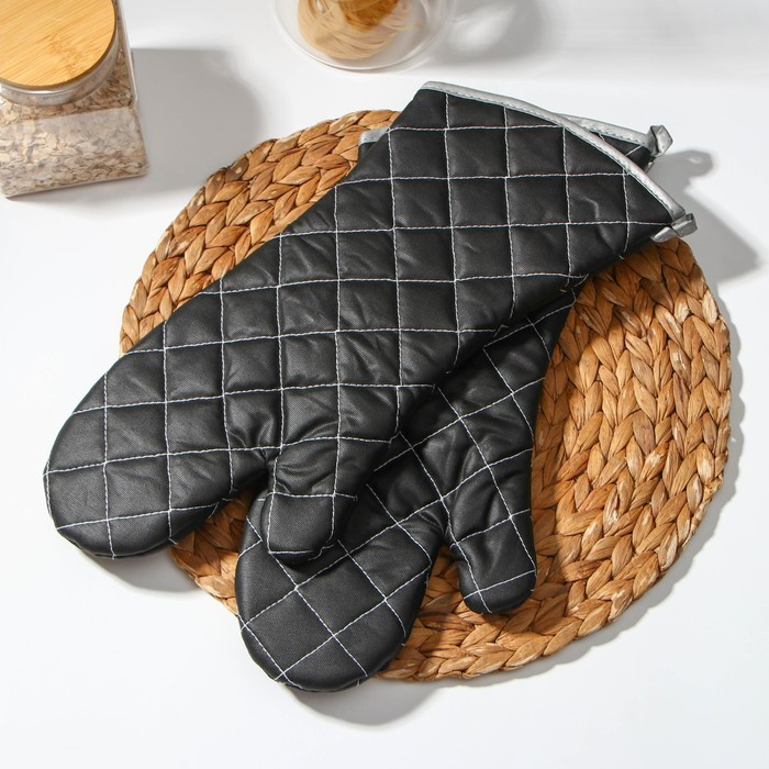 Набор прихваток &laquo;Профи&raquo;, 2 шт, 41&times;17&times;2,5 см, цвет чёрный