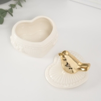 Шкатулка керамика "Птичка прованс" белая 9,5х9,3х9 см Шкатулка керамика "Птичка прованс" белая 9,5х9,3х9 см