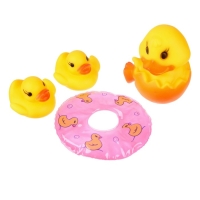 Набор резиновых игрушек для ванны &laquo;Утята с кругом&raquo;, 8 см, с пищалкой, 4 шт., цвет МИКС, Крошка Я