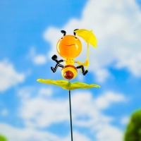 Штекер "Букашка с зонтиком" 9х13см, длина 60см Штекер "Букашка с зонтиком" 9х13см, длина 60см