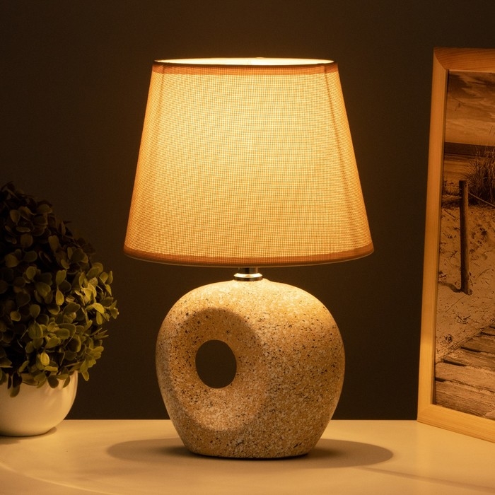 Лампа настольная Лампа настольная "Инес" 1х40Вт Е14 бежевый 20х20х30см