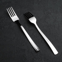 Вилка столовая &laquo;Торжество&raquo;, длина 20 см, толщина 2 мм, цвет серебряный