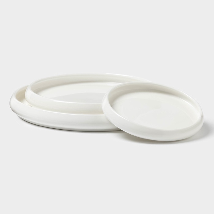 Тарелки Magistro OliveQueen, 3 шт: d=14/19/23 см, фарфор, белые Тарелки Magistro OliveQueen, 3 шт: d=14/19/23 см, фарфор, белые