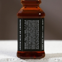 Подарочный набор косметики &laquo;Крутой мужик&raquo;, гель для душа и шампунь для волос во флаконах виски, 2 х 100 мл, Новый Год