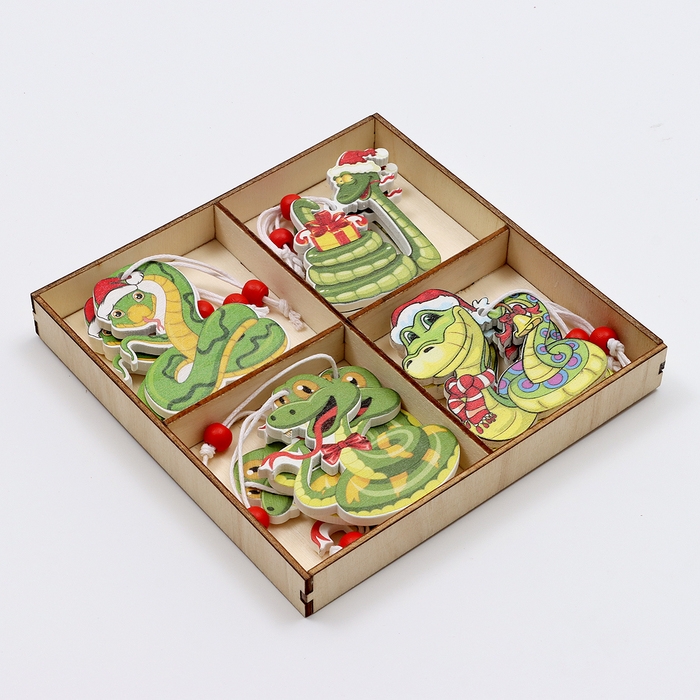 Набор подвесок «Змея», в деревянной подарочной упаковке, 12 шт. Набор подвесок «Змея», в деревянной подарочной упаковке, 12 шт.