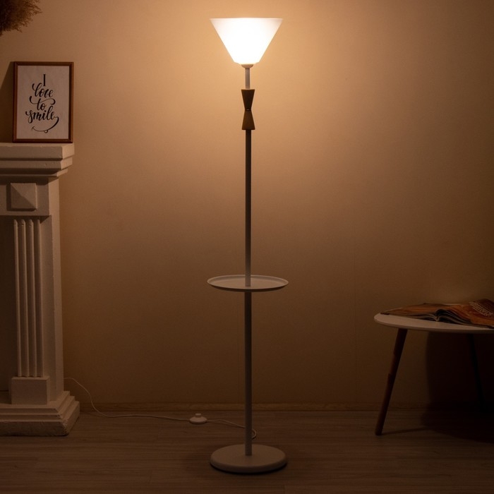 Торшер Торшер "Князь" со столиком 1х15Вт Е27 МОДЕЛЬ: BR 01037 белый/черный