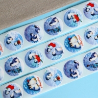 Новый год. Наклейки в рулоне "Пингвины", 500 шт, 3,8 х 3,8 см Новый год. Наклейки в рулоне "Пингвины", 500 шт, 3,8 х 3,8 см