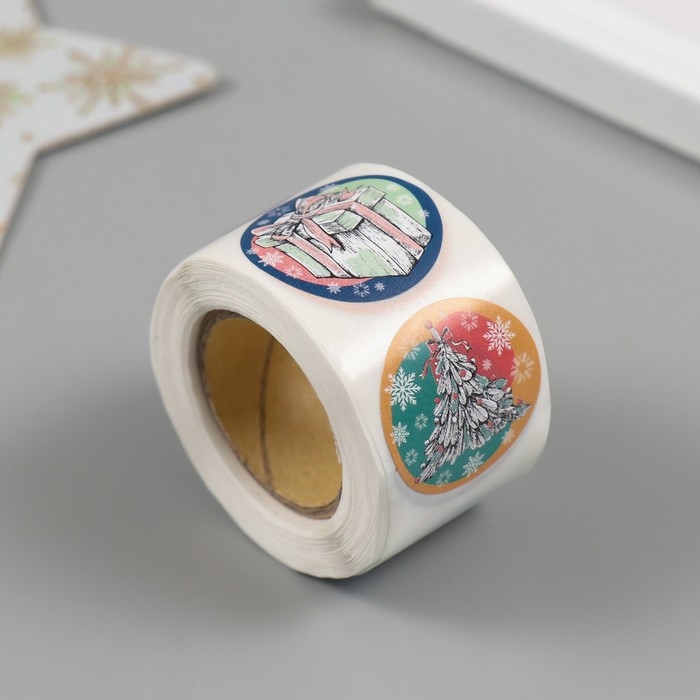 Наклейка бумага "Нарисованный Новый год" d=2,5 см 252 шт в рулоне