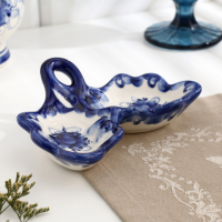 Блюдце для оливок "Дубок", гжель, фарфор, 15х11 см Блюдце для оливок "Дубок", гжель, фарфор, 15х11 см