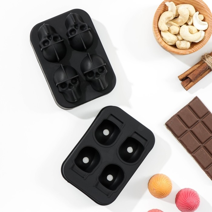 Форма для льда «Череп», силикон, 11×8×4,5 см, 4 ячейки (4,4×2,7 см), цвет чёрный Форма для льда «Череп», силикон, 11×8×4,5 см, 4 ячейки (4,4×2,7 см), цвет чёрный
