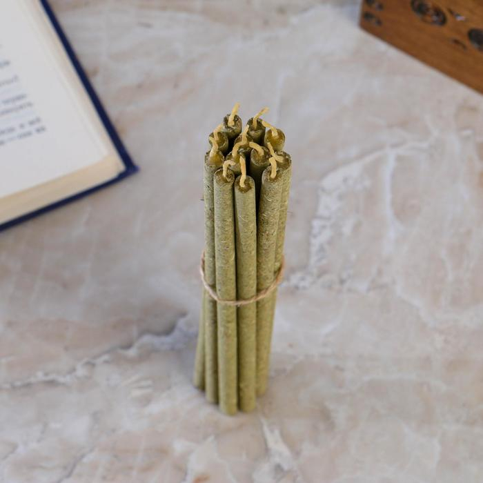 Свеча магическая медовая с базиликом для привлечения денег &laquo;Basil-Money&raquo;, 12 штук