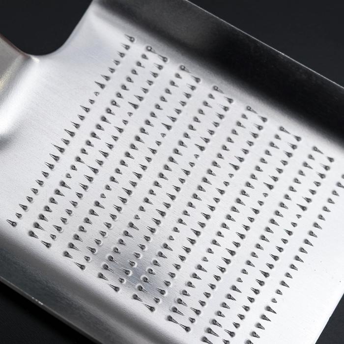 Тёрка для сыра Доляна, 11&times;7,5&times;1,2 см, цвет серебристый