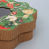 Коробка подарочная &laquo;Венок&raquo;, 21 х 22 х 5 см