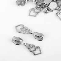 Бегунок автоматический для молнии &laquo;Спираль&raquo;, №5, декоративный &laquo;Сердца&raquo;, 10 шт, цвет никель