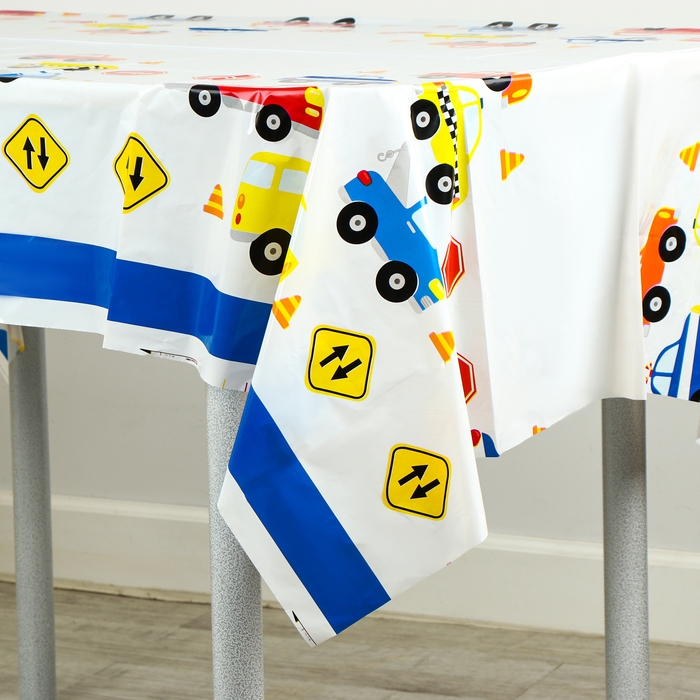 Скатерть &laquo;Машинки&raquo;, 108 &times; 180 см