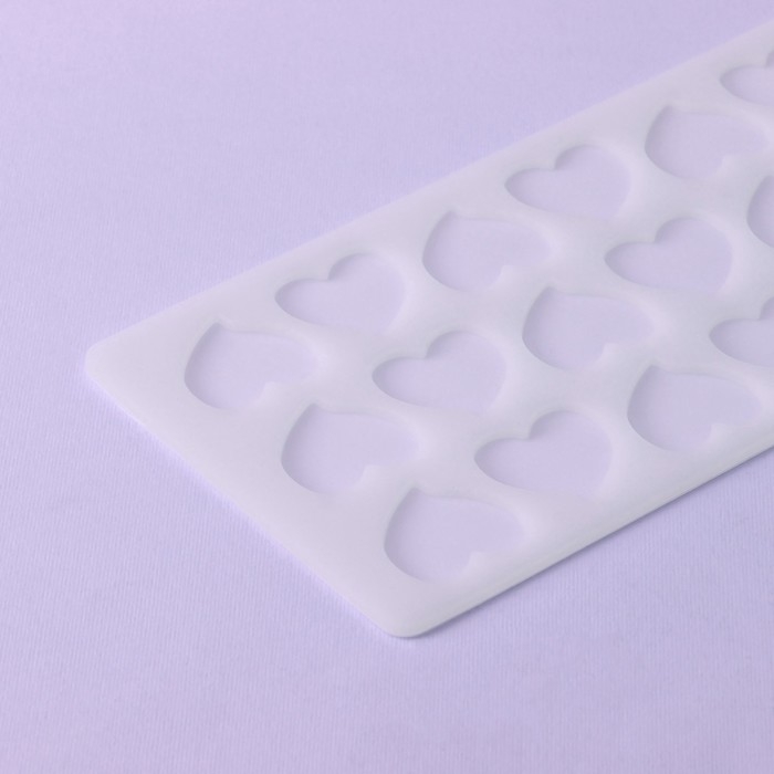 Форма для шоколада &laquo;Флирт&raquo;, силикон, 18 ячеек, 21&times;11&times;0,3 см, цвет прозрачный