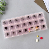 Таблетница органайзер&laquo;Утро, день, вечер&raquo;, 21 секция, русские буквы, розовая.