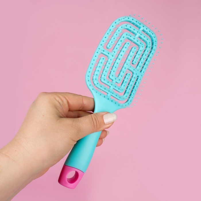 Расчёска массажная, широкая, вентилируемая, 8 × 24,5 см, цвет МИКС Расчёска массажная, широкая, вентилируемая, 8 × 24,5 см, цвет МИКС