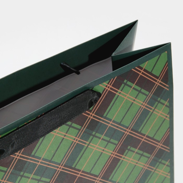 Пакет подарочный новогодний ламинированный квадратный &laquo;New Year&raquo;, 30 х 30 х 12 см, Новый год