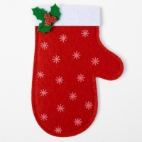 Новый год. Набор конвертов для столовых приборов "Варежка" 4 шт, 10х15 см, 100% п/э, фетр Новый год. Набор конвертов для столовых приборов "Варежка" 4 шт, 10х15 см, 100% п/э, фетр