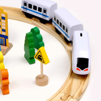 Железная дорога &laquo;Город&raquo;, поезд на батарейках