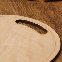 Доска разделочная и сервировочная двухсторонняя, круглая, ручка вырез, 20&times;20&times;0.6 см