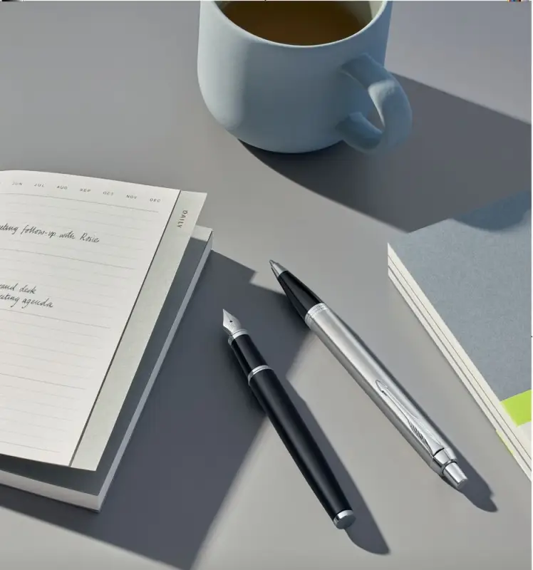 Ручка шариковая Parker IM Essential Stainless Steel CT, серебристая с черным