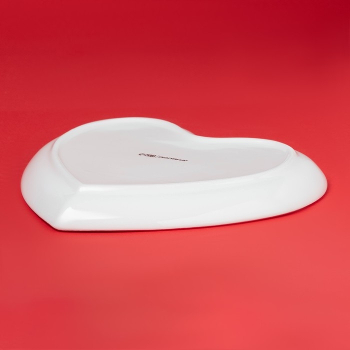 Новогодний набор тарелок керамических Доялна &laquo;Финский лес&raquo;, цвет белый