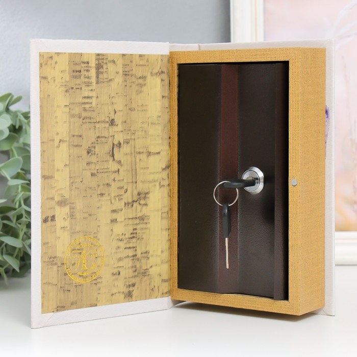 Сейф-книга дерево кожзам Сейф-книга дерево кожзам "Сад с лавандой" 21х13х5 см