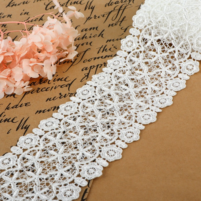 Кружево гипюровое, 80 мм &times; 6,8 &plusmn; 0,5 м, цвет белый