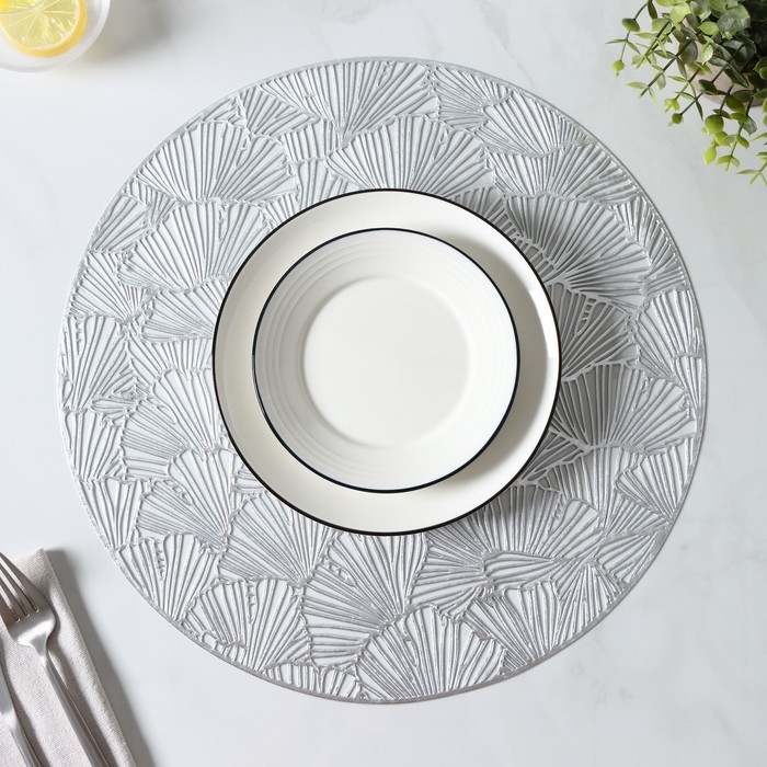 Салфетки сервировочные на стол Доляна «Веер», d=38 см, 4 шт, цвет серебряный Салфетки сервировочные на стол Доляна «Веер», d=38 см, 4 шт, цвет серебряный