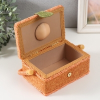 Шкатулка для рукоделия "Зелёно-оранжевая" 18х12х9,5 см Шкатулка для рукоделия "Зелёно-оранжевая" 18х12х9,5 см