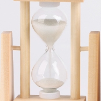 Песочные часы &mdash; органайзер "Начни своё утро с улыбки" для канцелярии, 13.5 х 9.5 х 5 см