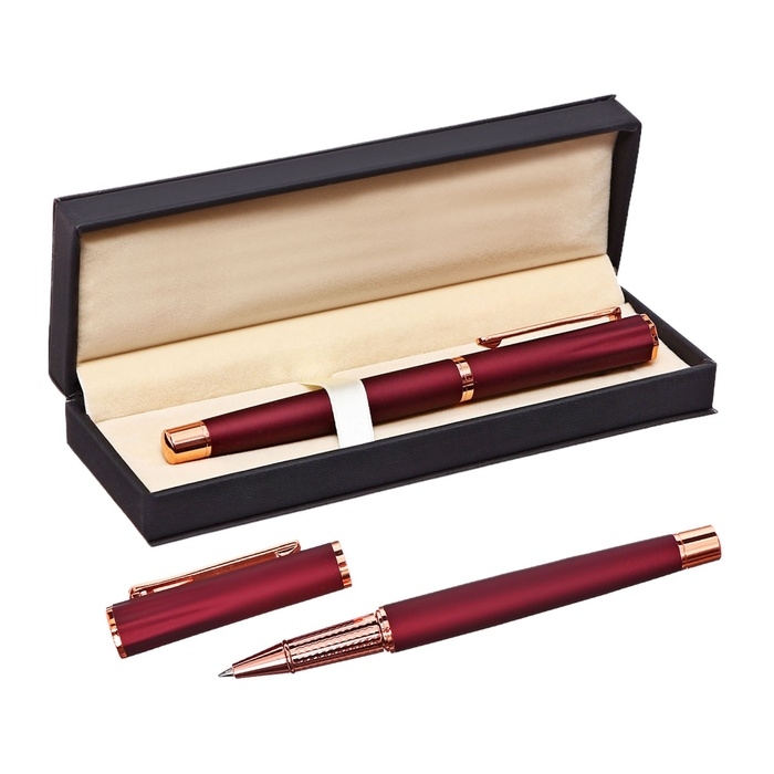Ручка подарочная роллер в кожзам футляре Софтач корпус бордовый/золото Ручка подарочная роллер в кожзам футляре Софтач корпус бордовый/золото
