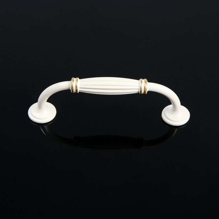 Ручка-скоба PC176WW/GP, м/о 96 мм, белая с золотом Ручка-скоба PC176WW/GP, м/о 96 мм, белая с золотом