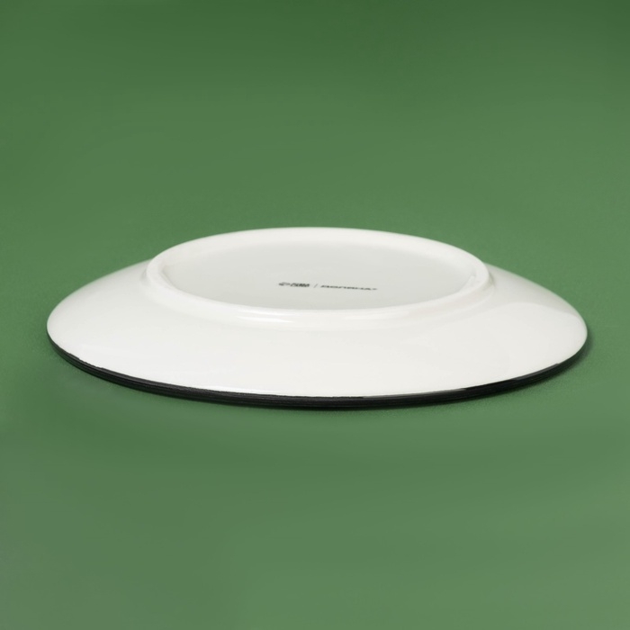 Тарелка новогодняя Доляна «Василиск», 16,7×16,7×2 см Тарелка новогодняя Доляна «Василиск», 16,7×16,7×2 см