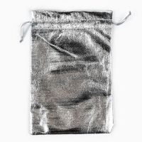 Мешочек подарочный парча &laquo;Новогодние игрушки&raquo;, серебро, 16 х 24 см , Новый год