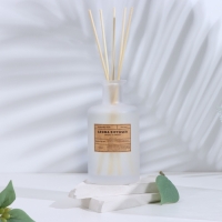 Диффузор ароматический в тубусе "AmeHome", 250 мл, гардения жасминовидная Диффузор ароматический в тубусе "AmeHome", 250 мл, гардения жасминовидная