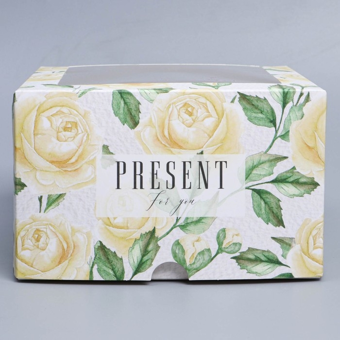 Коробка для капкейков, кондитерская упаковка с окном, 4 ячейки «Белые розы», 16 х 16 х 10 см Коробка для капкейков, кондитерская упаковка с окном, 4 ячейки «Белые розы», 16 х 16 х 10 см