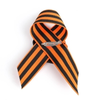 Брошь - георгиевская лента с цветком "9 мая - Орден Победы" Брошь - георгиевская лента с цветком "9 мая - Орден Победы"