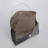 Косметичка на кнопке, цвет чёрный Косметичка на кнопке, цвет чёрный