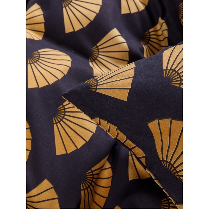 Постельное бельё 2сп Luisa de Rizzo Ориентал 175х215, 180х215, 70х70см 2шт, поплин 110г/м хл100% Постельное бельё 2сп Luisa de Rizzo Ориентал 175х215, 180х215, 70х70см 2шт, поплин 110г/м хл100%