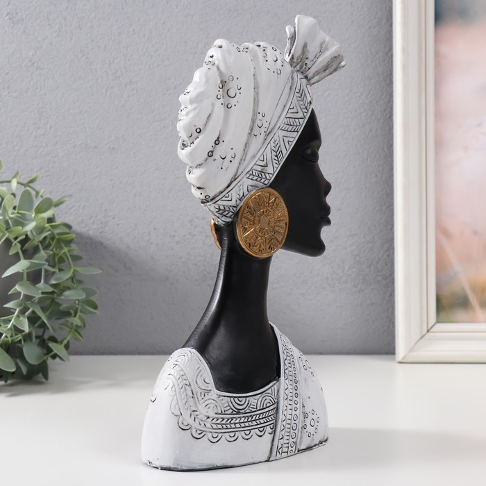 Сувенир полистоун бюст Сувенир полистоун бюст "Африканка в головном уборе с серьгами" серый 13,5х7х27 см