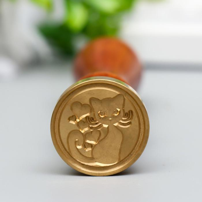 Печать для сургуча с деревянной ручкой Печать для сургуча с деревянной ручкой "Котик с сердечками" 9х2,5х2,5 см