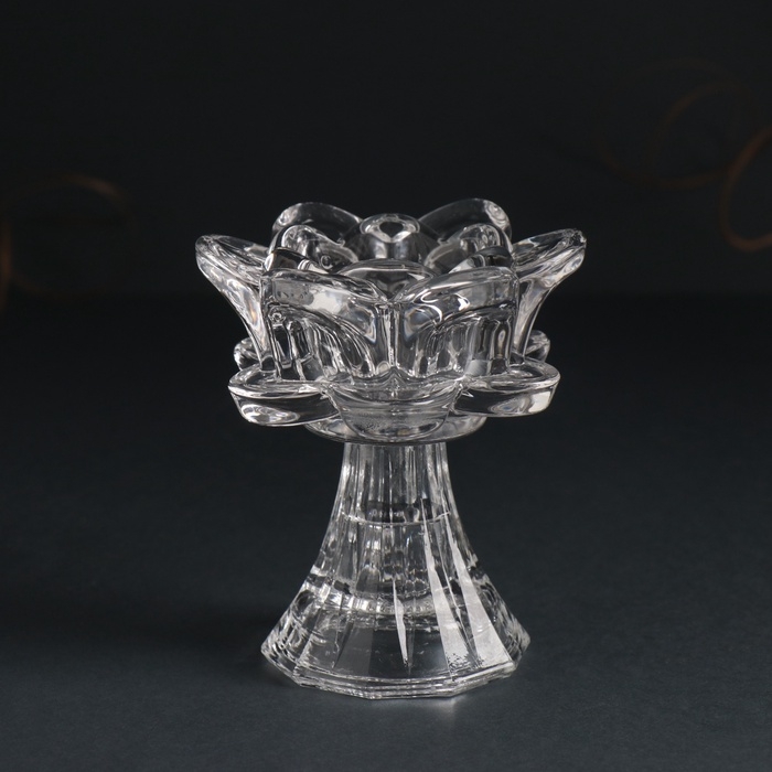 Подсвечник стекло на 1 свечу d=3 см "Бутон розы" прозрачный 8,2х8,2х9 см