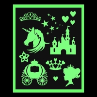 Активити-книжка с рисунками светом &laquo;Принцессы&raquo;, ручка с фонариком и невидимыми чернилами