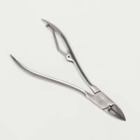 Кусачки педикюрные «Premium», 12,5 см, длина лезвия - 20 мм, цвет серебристый Кусачки педикюрные «Premium», 12,5 см, длина лезвия - 20 мм, цвет серебристый