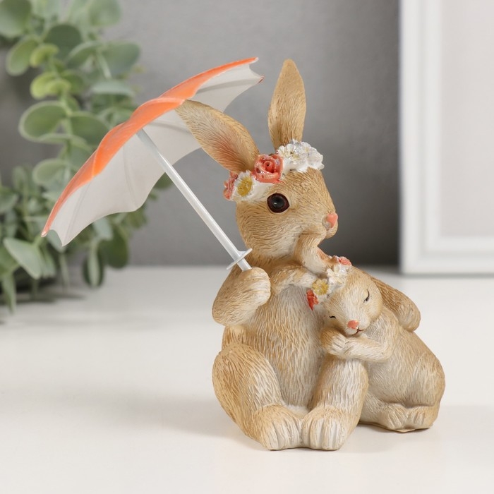 Сувенир полистоун "Милые зайки под зонтиком" 12х9,5х14,5 см