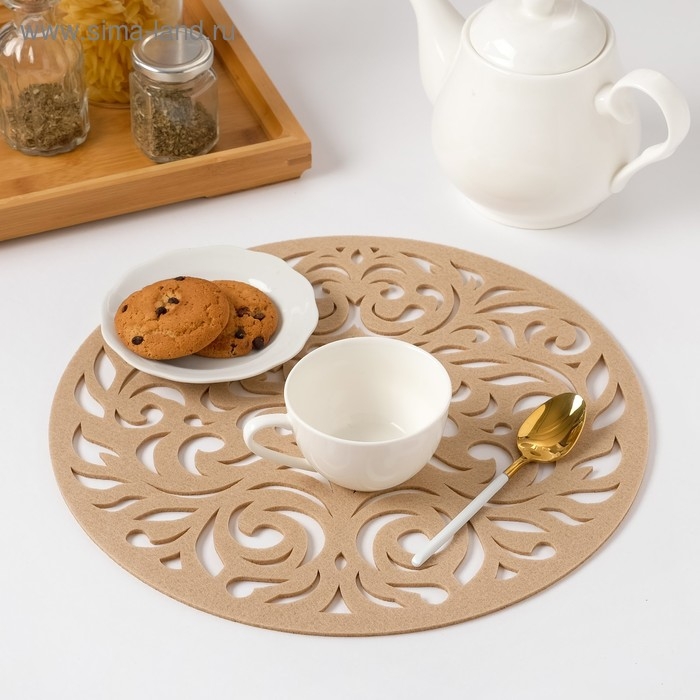 Салфетка декоративная Доляна Салфетка декоративная Доляна"Узоры" цвет бежевый,d 30 см, 100% п/э, фетр